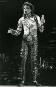 michael_jackson_img220.jpg